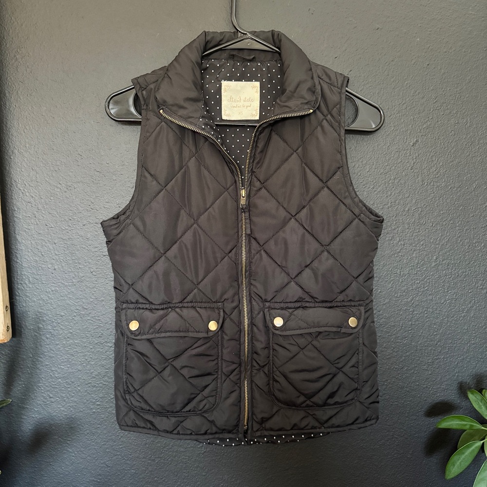 Altar'd State Black Quilted Vest